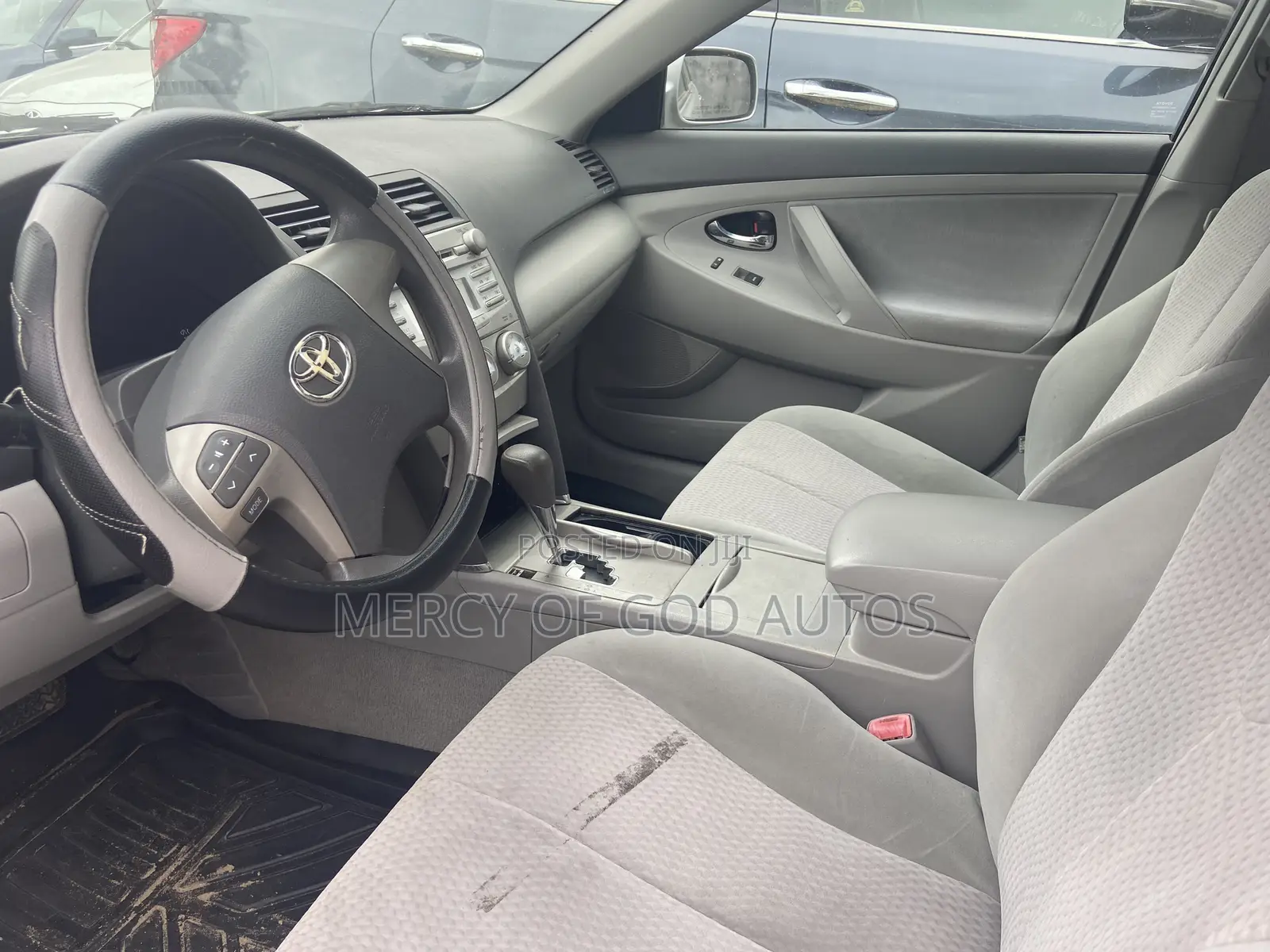 Toyota Camry 2011 Silver