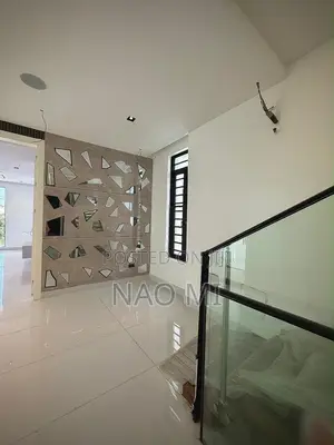 5Bed Duplex in Main Lekki Phase 1