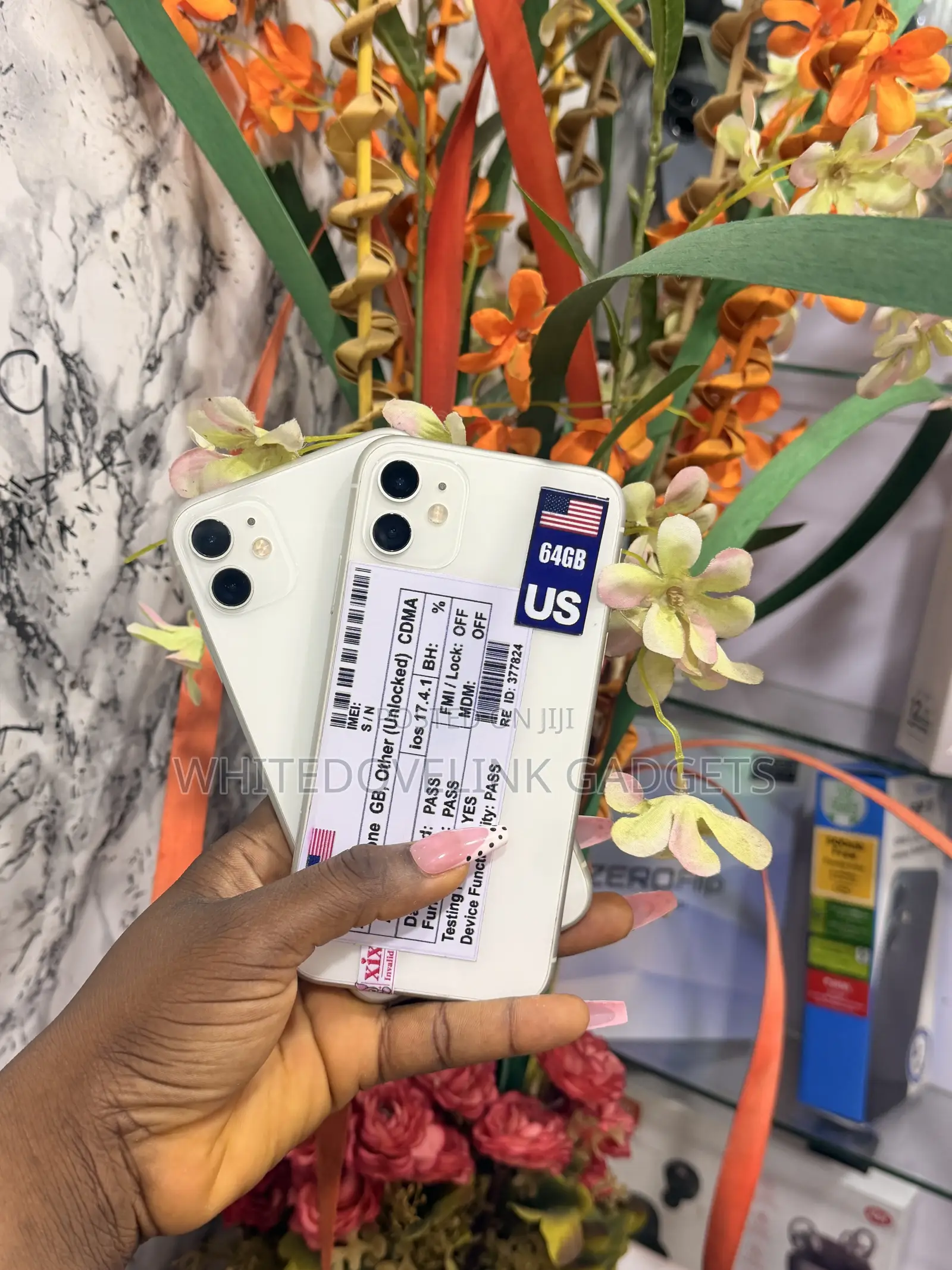 Apple iPhone 11 64 GB White