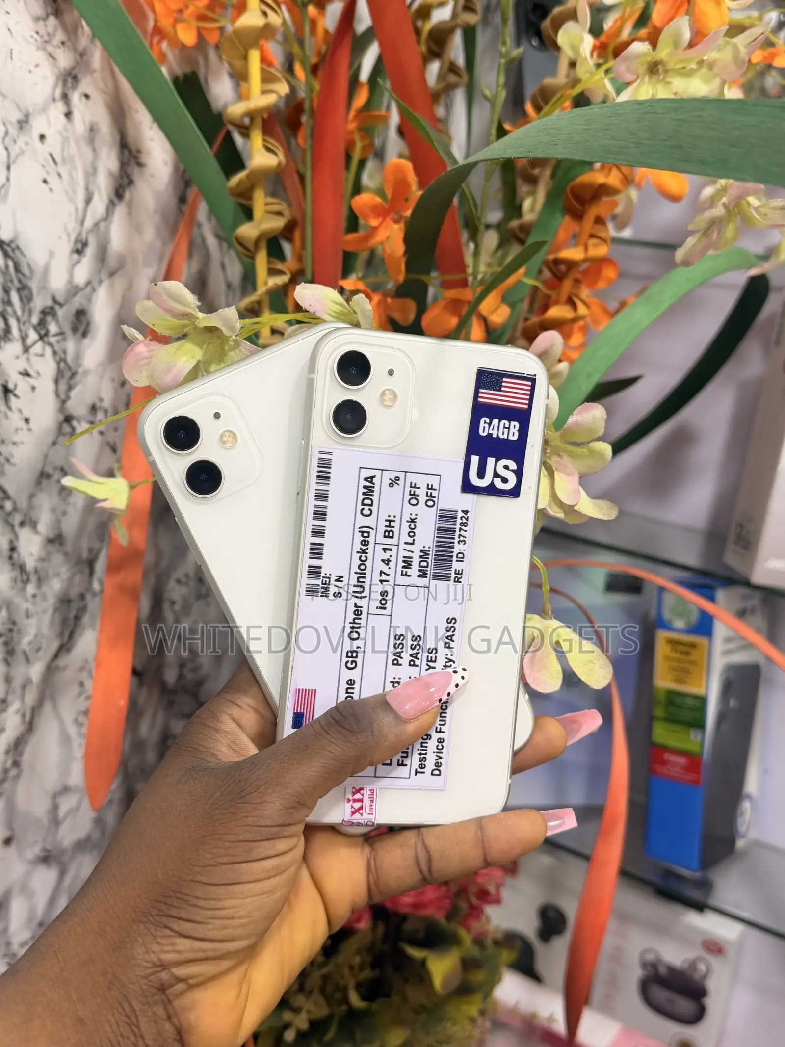 Apple iPhone 11 64 GB White