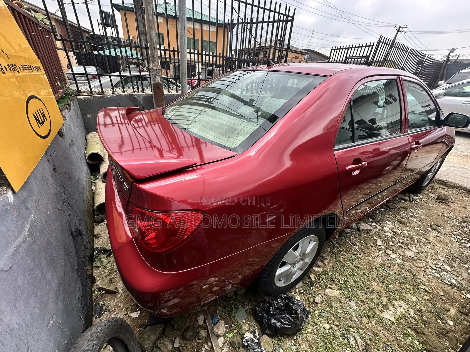 Toyota Corolla LE 2005 Red