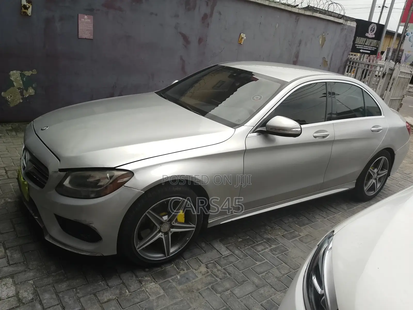 Mercedes-Benz C300 2015 Silver