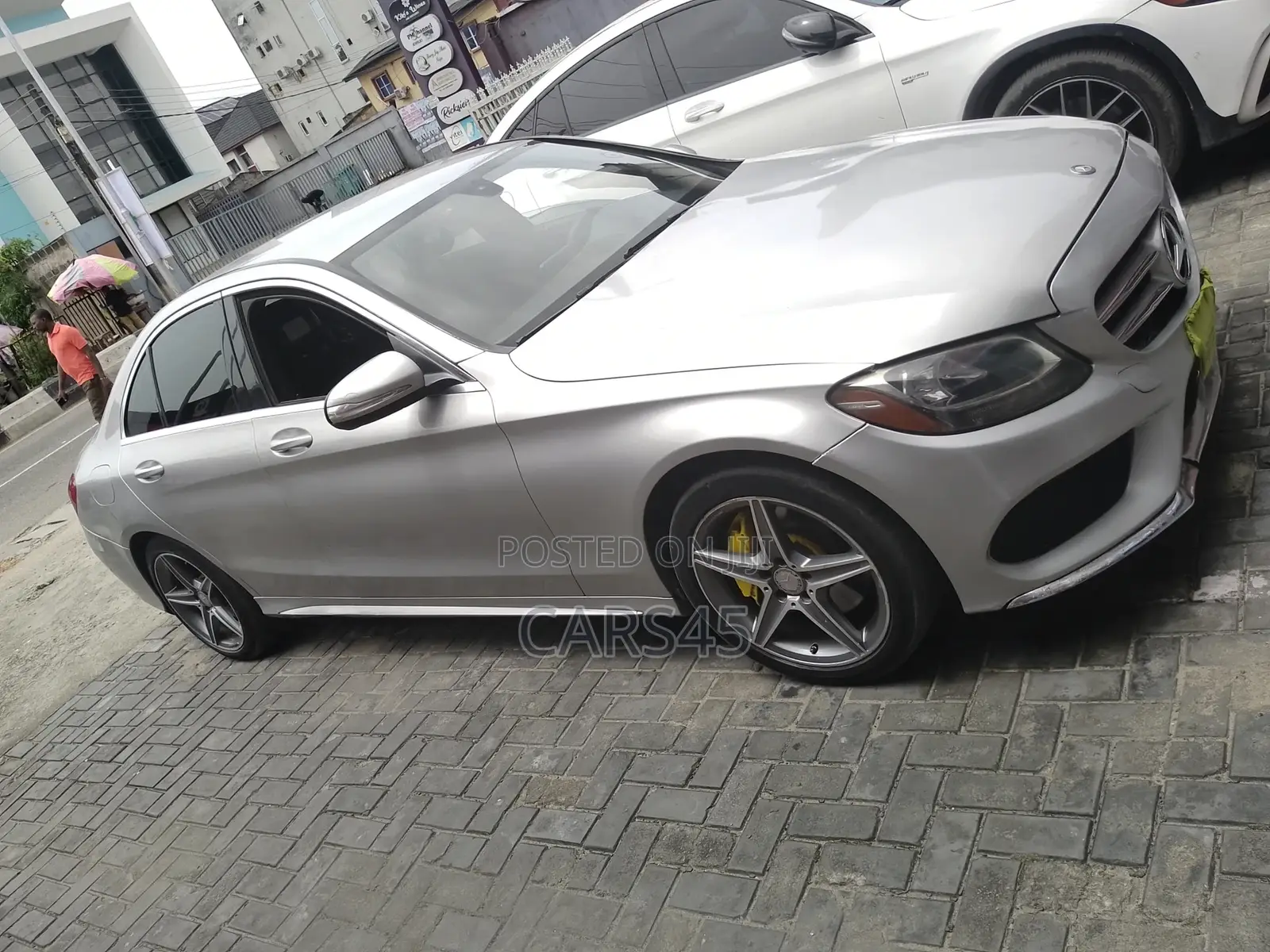 Mercedes-Benz C300 2015 Silver