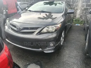 Toyota Corolla S Special Edition 4dr Sedan (1.8L 4cyl 4A) 2013 Gray