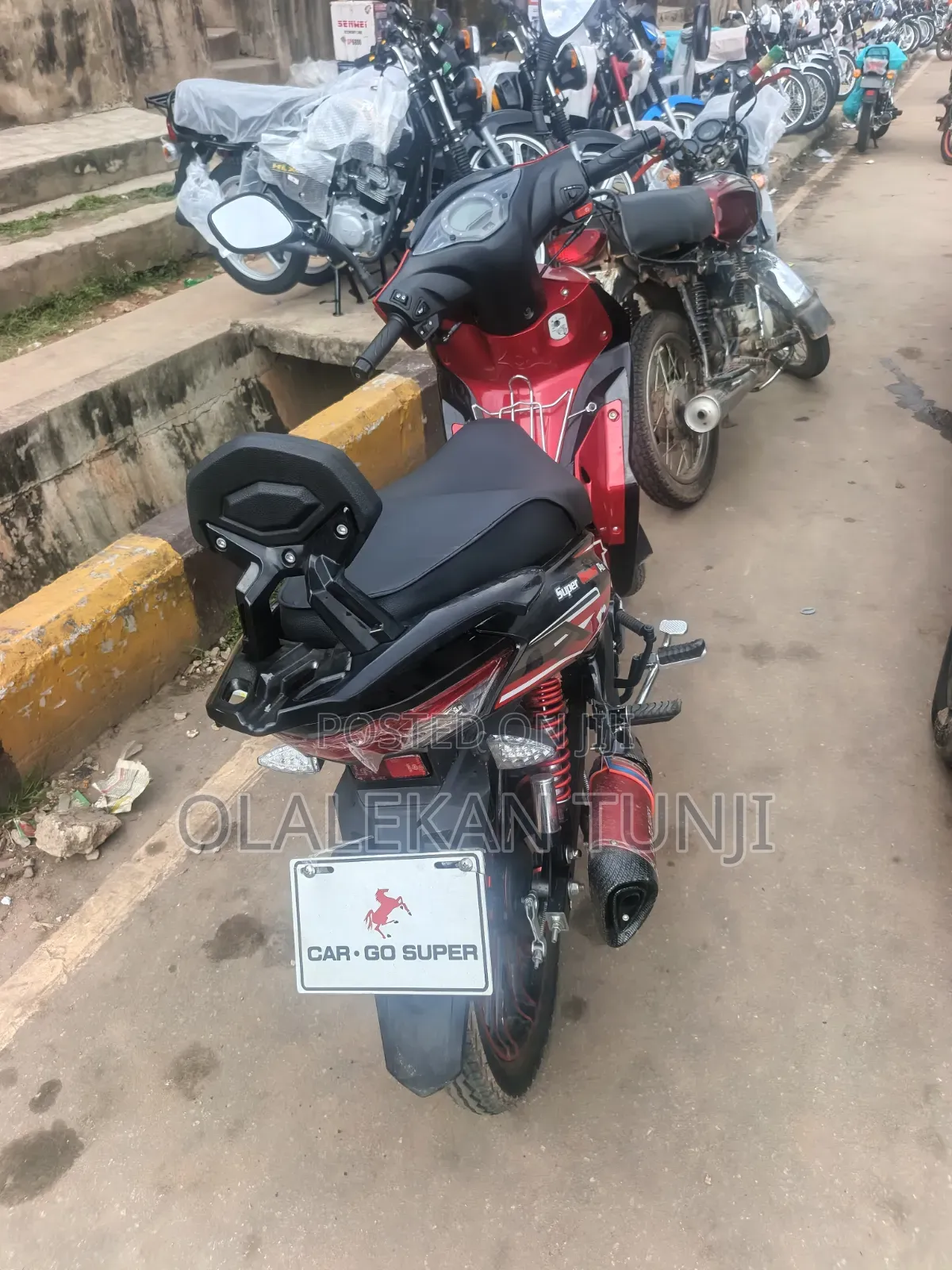 Kary-Go Cargo 2025 Red