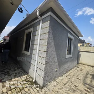 6bdrm Duplex in Monarch, Lugbe District for rent