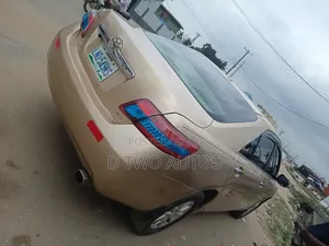 Toyota Camry 2010 Gold