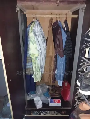 Wardrobes With Mirrow