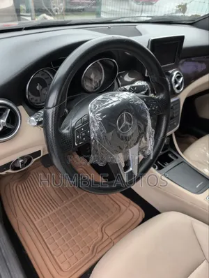 Mercedes-Benz CLA-Class 2015 Purple
