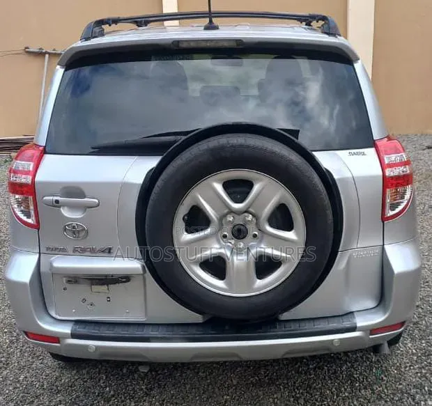 Toyota RAV4 Limited V6 4x4 2009 Silver