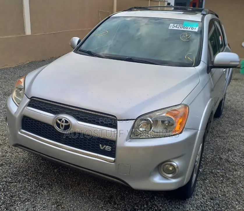 Toyota RAV4 Limited V6 4x4 2009 Silver