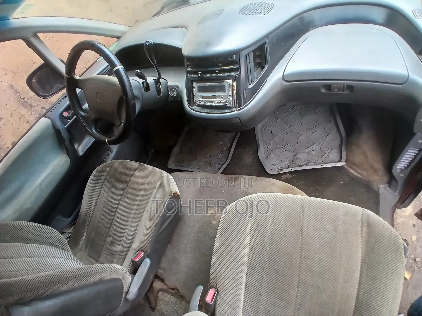Toyota Previa 1998 Red