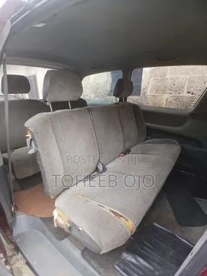 Toyota Previa 1998 Red