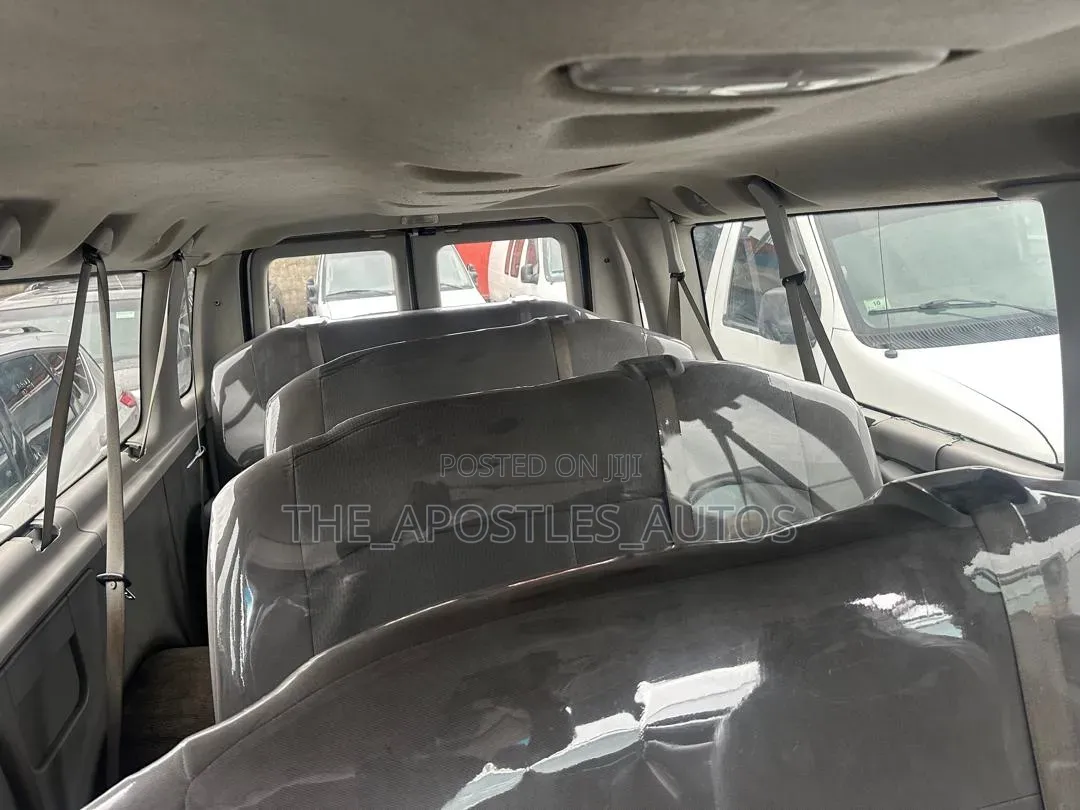 Ford E-350 2014 White