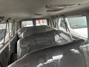 Ford E-350 2014 White