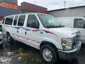 Ford E-350 2014 White