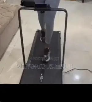KW916 Running/ Walking Treadmill With Built in Vibration Machine