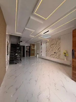 4bdrm Duplex in Ikota for sale