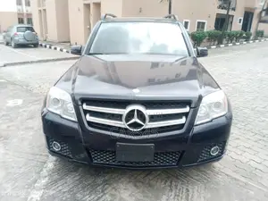 Mercedes-Benz GLK-Class 2011 Blue