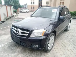 Mercedes-Benz GLK-Class 2011 Blue