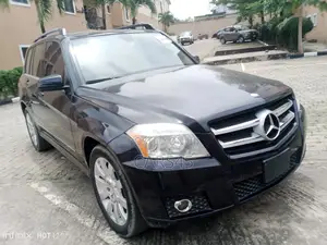 Mercedes-Benz GLK-Class 2011 Blue