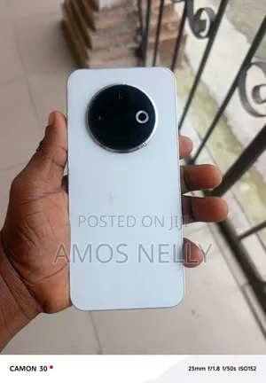Tecno Spark 30C 128 GB White