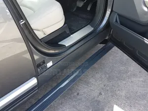 Automatic Side Step (Electric Foldable) Range Rover Vogue