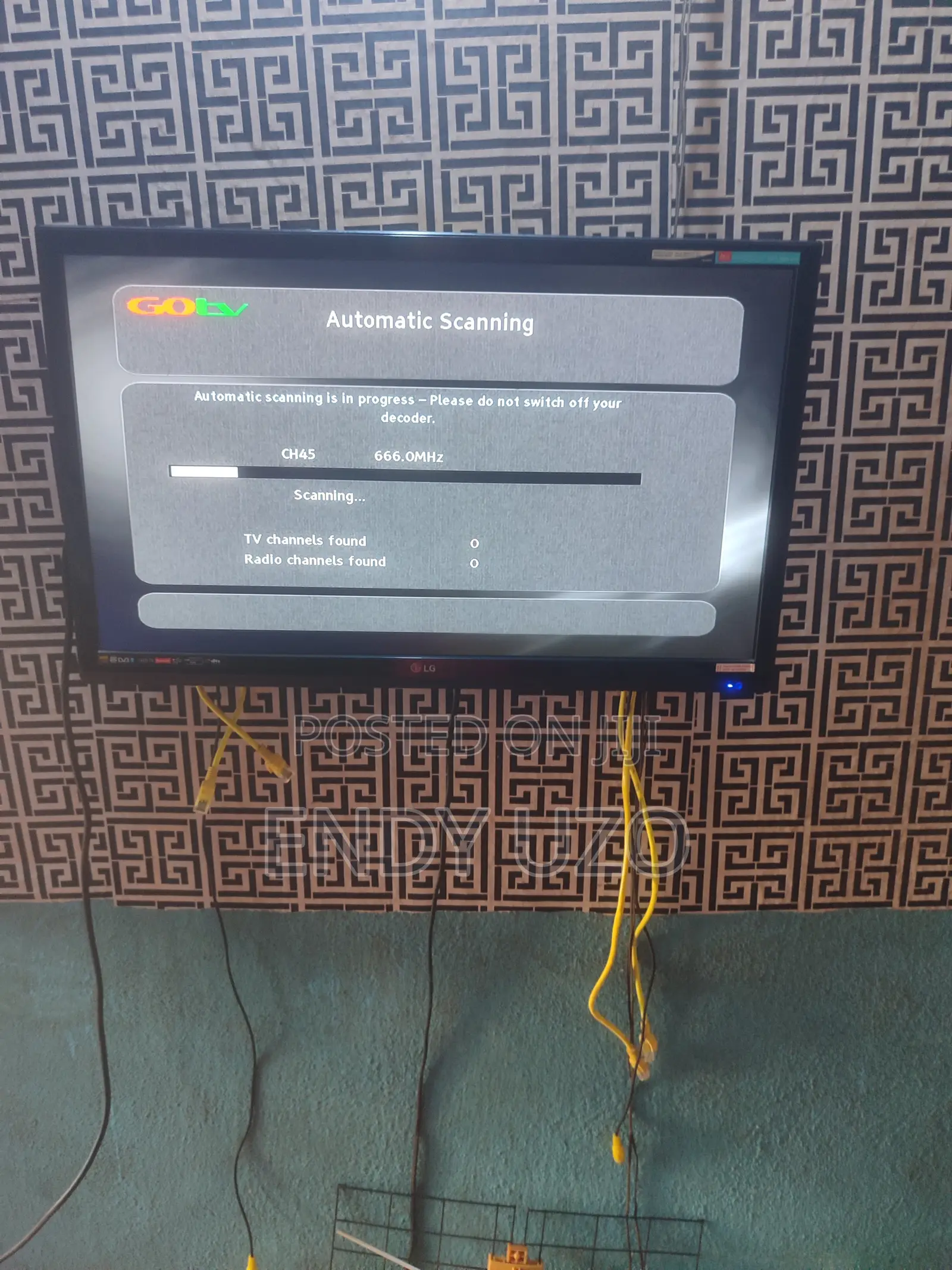 GoTV Decoder, Antenna, Remote + Long Cable