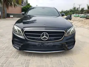 Mercedes-Benz E300 2017 Black