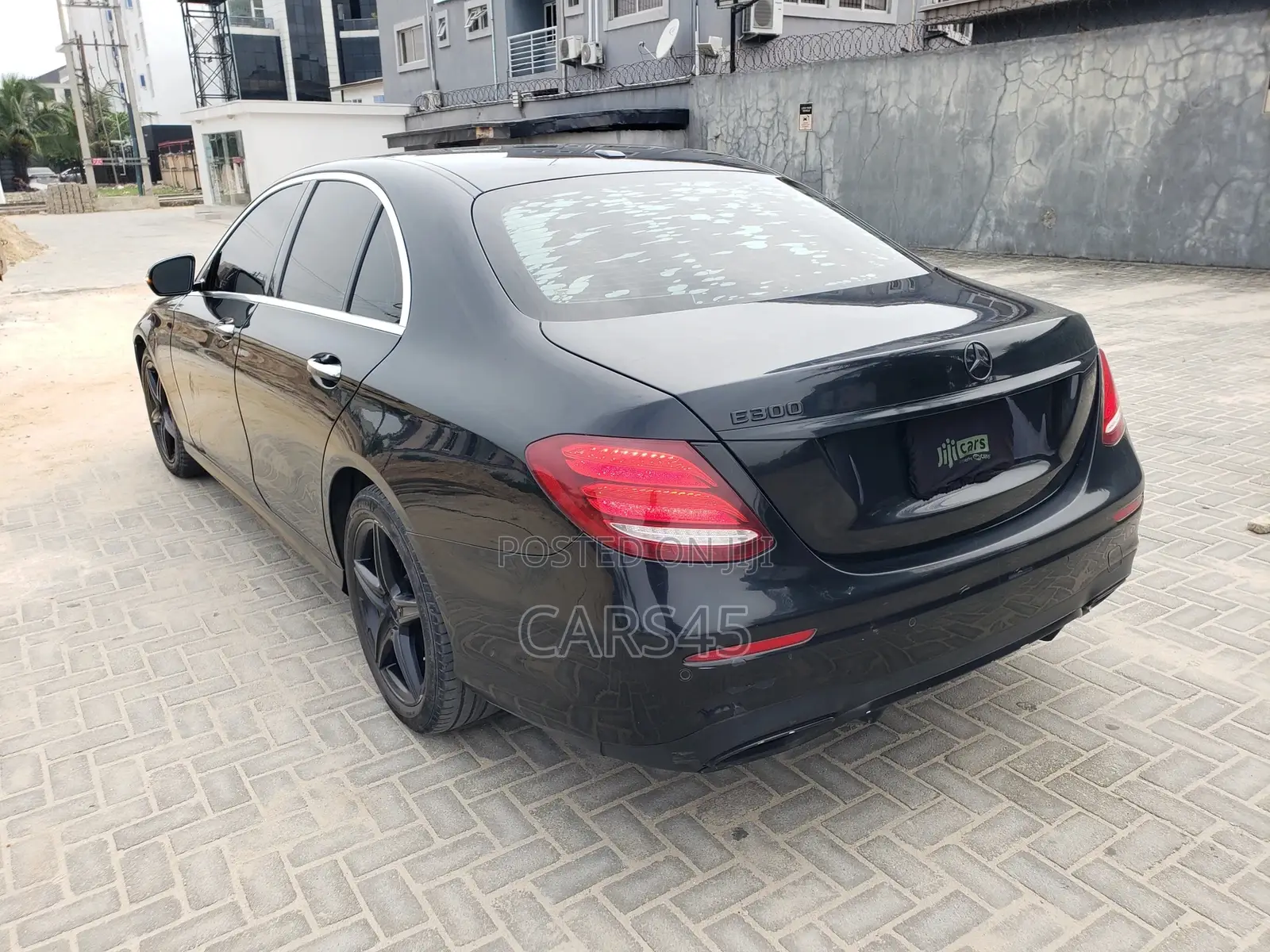 Mercedes-Benz E300 2017 Black