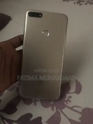 Huawei Y7 32 GB Gold