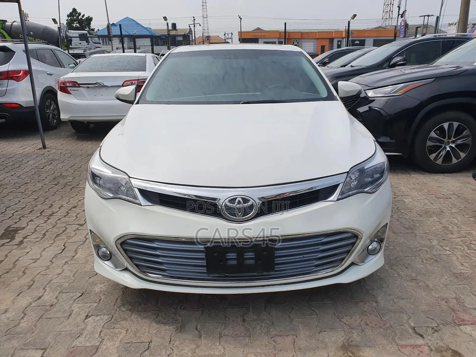 Toyota Avalon 2015 White