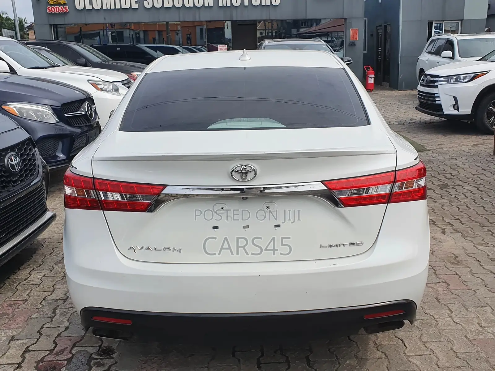 Toyota Avalon 2015 White