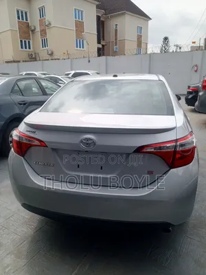 Toyota Corolla S 4dr Sedan (1.8L 4cyl CVT) 2014 Silver