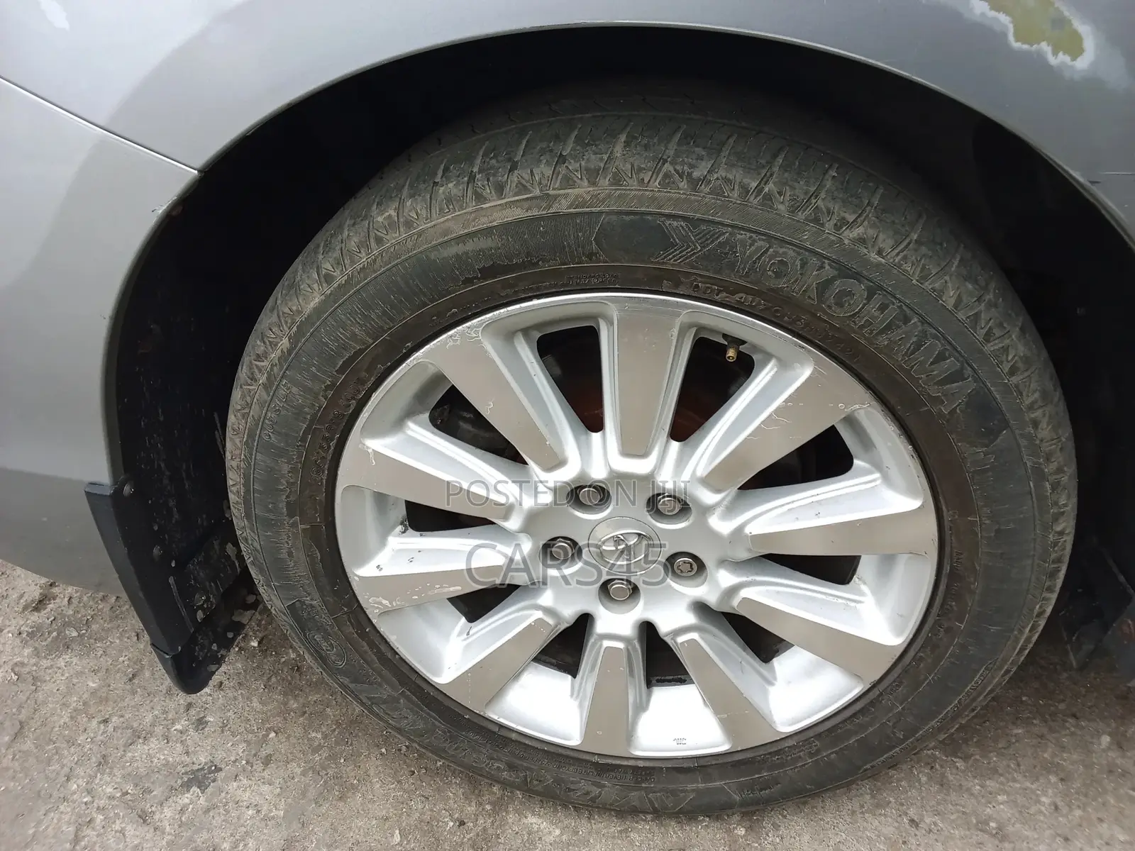Toyota Sienna 2012 Silver