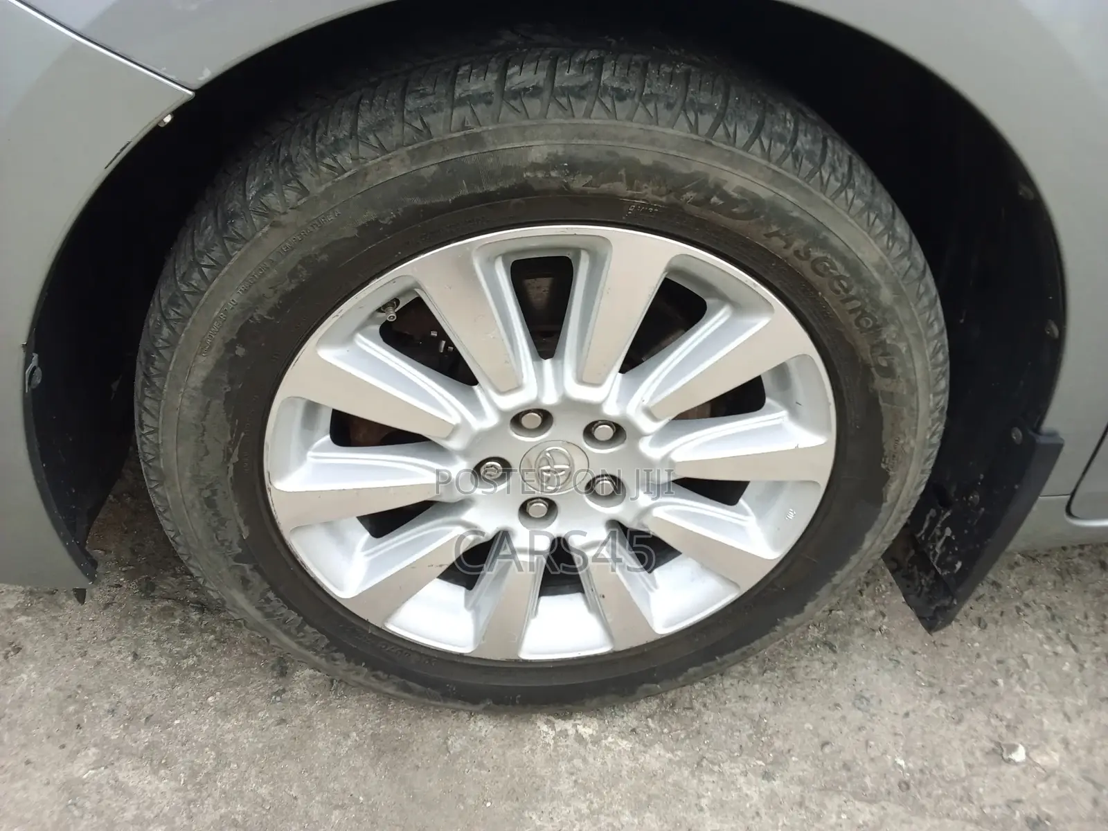 Toyota Sienna 2012 Silver