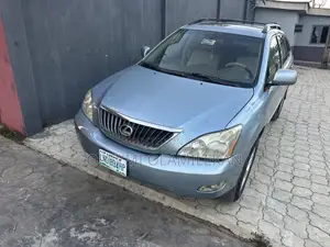 Toyota Camry LE 4dr Sedan (2.5L 4cyl 6AM) 2010 Blue