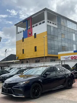 Toyota Camry 2021 Blue