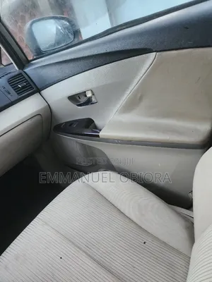Toyota Venza Limited 2011 Brown