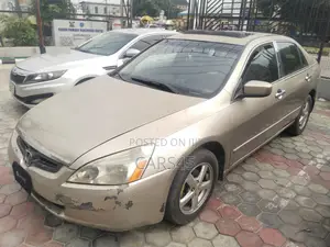 Honda Accord 2003 Gold