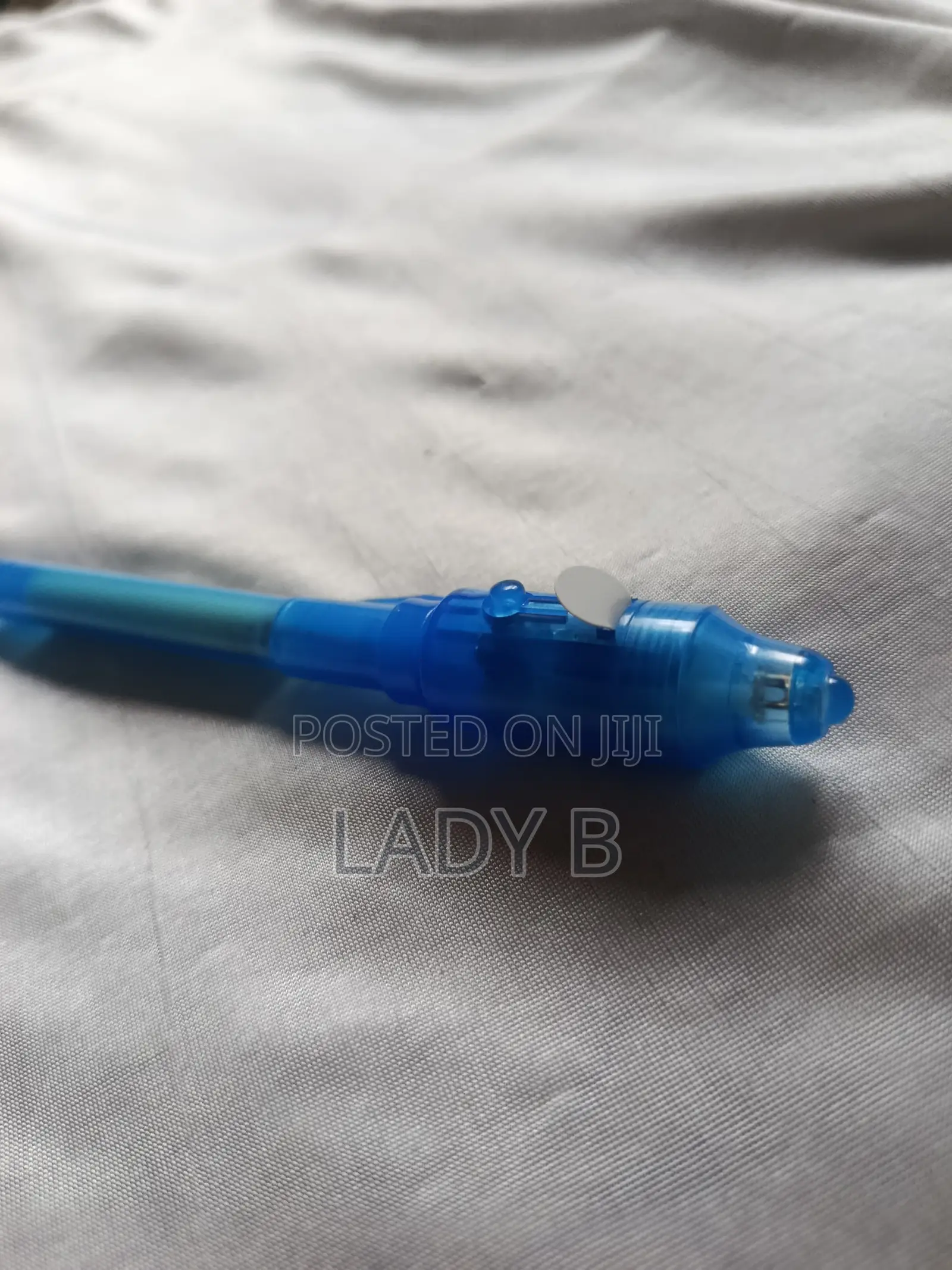 Invisible Pen With UV Light