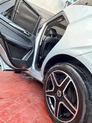 Mercedes-Benz GLE-Class GLE 350 2018 Silver