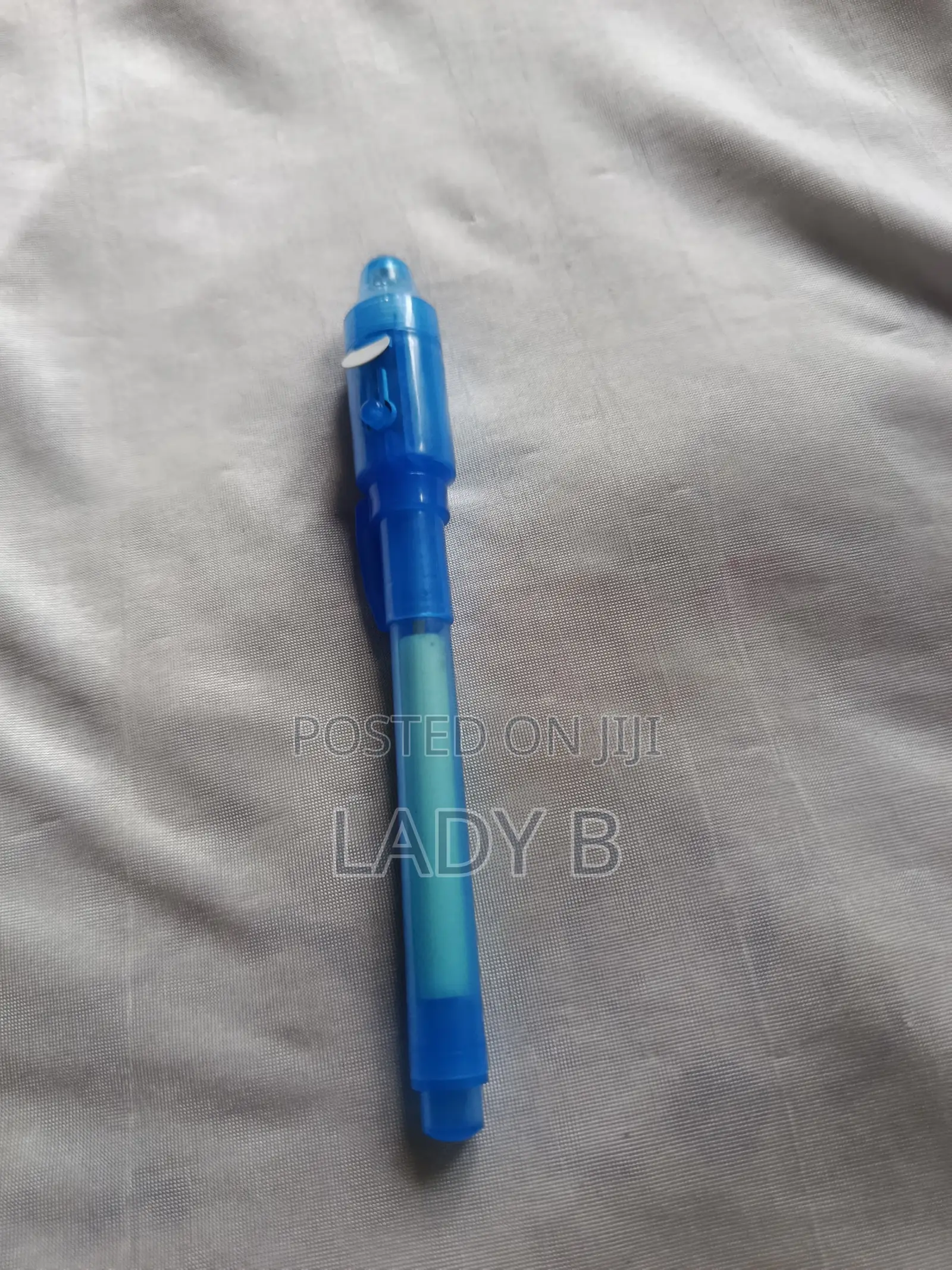 Invisible Pen With UV Light