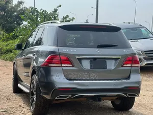 Mercedes-Benz GLE-Class 2018 Gray