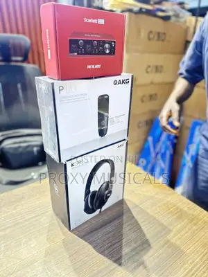 Focusrite Scarlett 2i2, Akg P120 Akg Recording Bundle