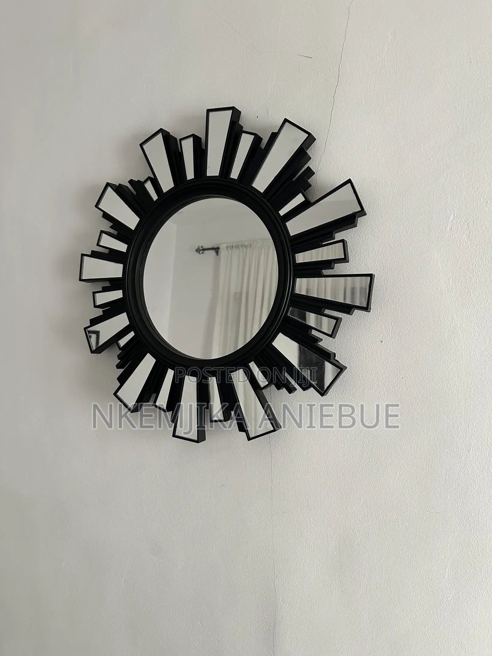Black Sunburst Wall Mirror