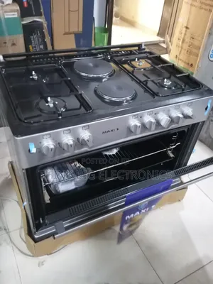 Maxi 4 Gas and 2 Electric Hotplate Standing Cooker With Built-in Oven