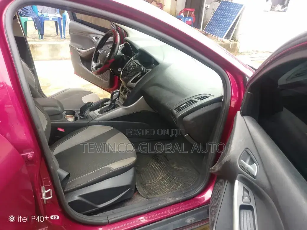 Ford Focus 2015 Red