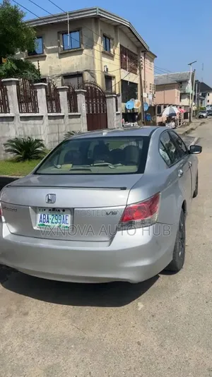 Honda Accord 2010 Silver