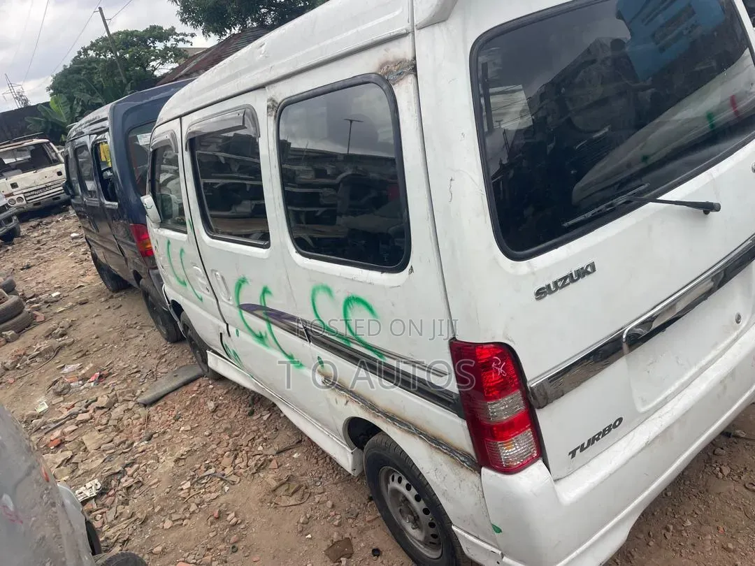 Suzuki Every 2008 White